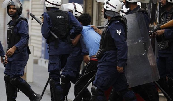 Security forces arrest a citizen (archive photo)